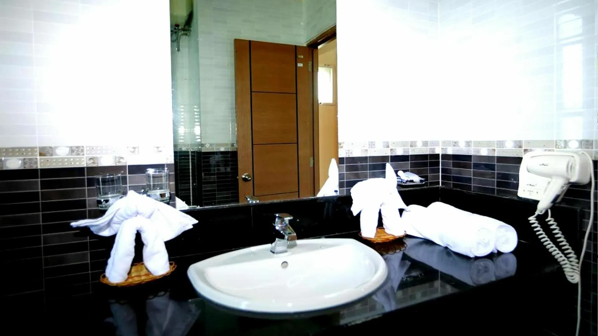 Avalon Hotel Danang 2*, Ντα Νανγκ